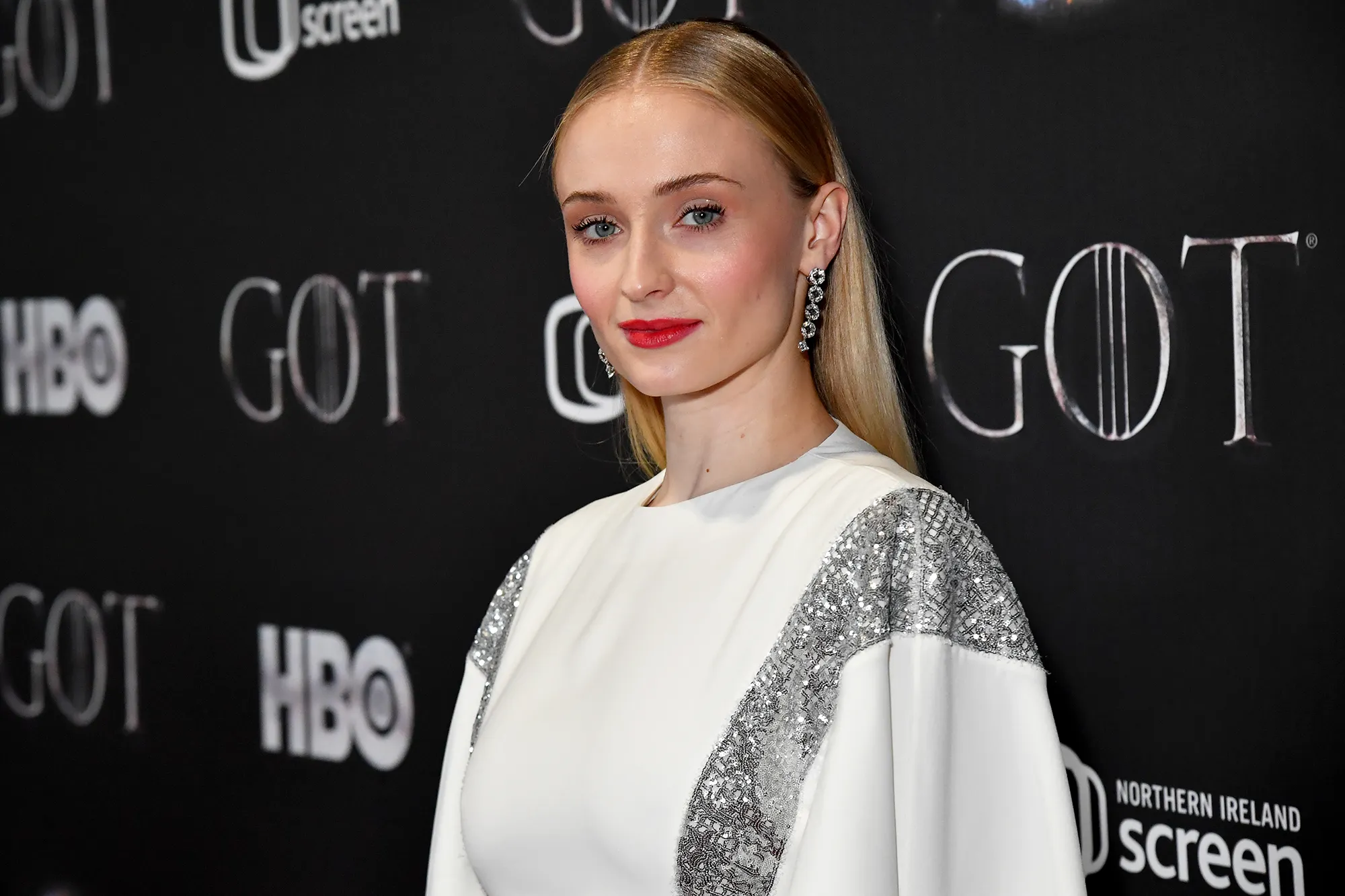 Sophie Turner Game of Thrones Spoiler