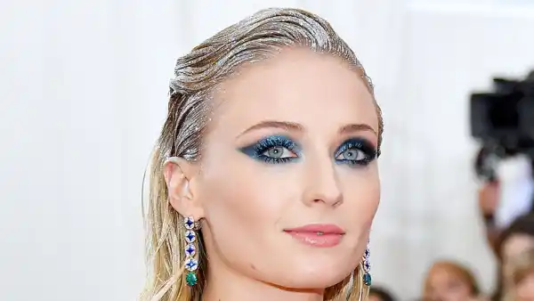 Sophie Turner Met Gala 2019 Hair