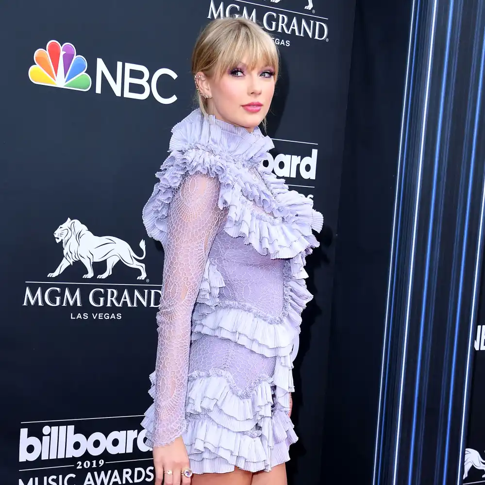 Taylor Swift Shuts Down Sexist Question About Turning 30