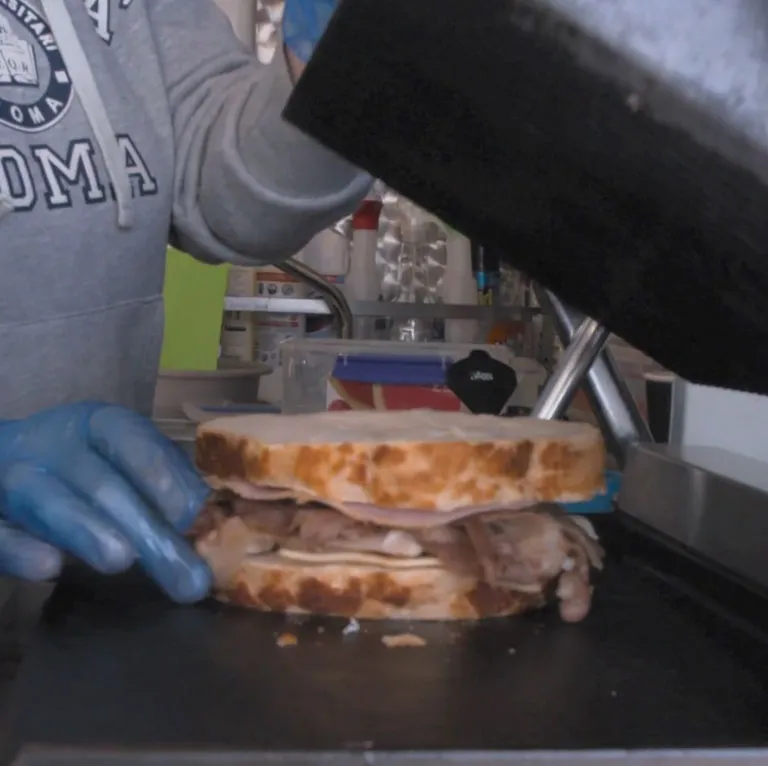 The 'Game of Thrones' Cast Ate Something Called &lsquo;Fully Loaded Toasties