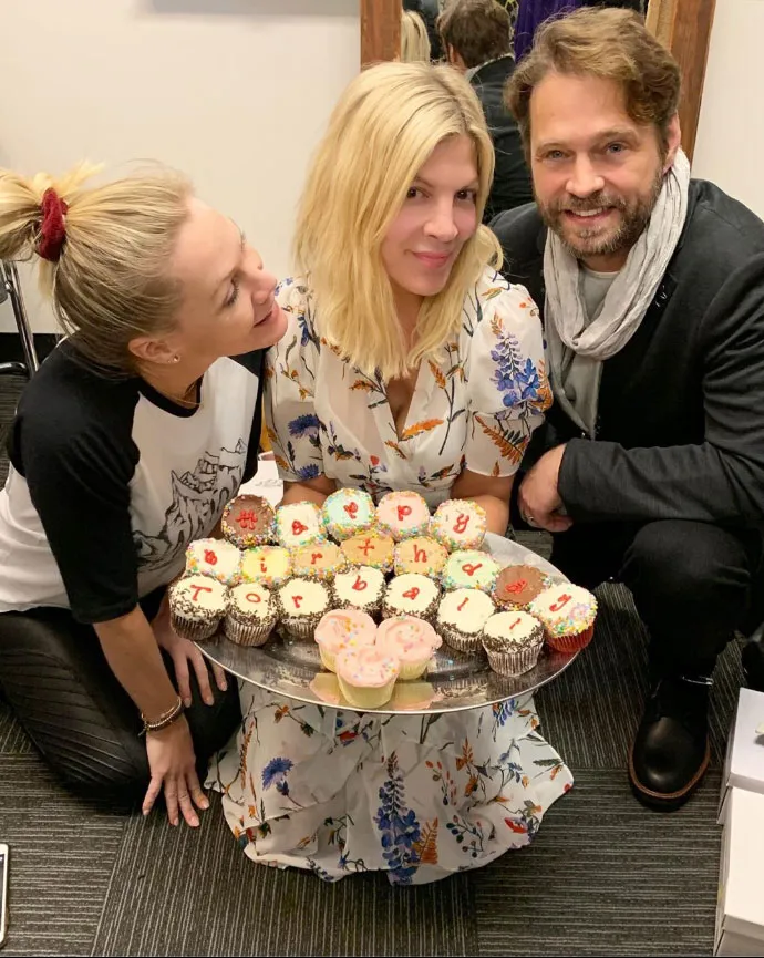 Tori Spelling Posts Pic With &lsquo;BH90210&rsquo; Costars Amid Production Turmoil Jennie Garth, Tori Spellng Jason Priestly Birthday Instagram