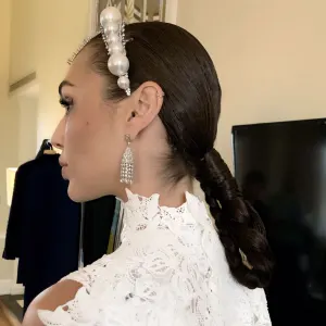 Gal Gadot's Met Gala Hair Was Cooler Than You Think, and We Know How to Create It