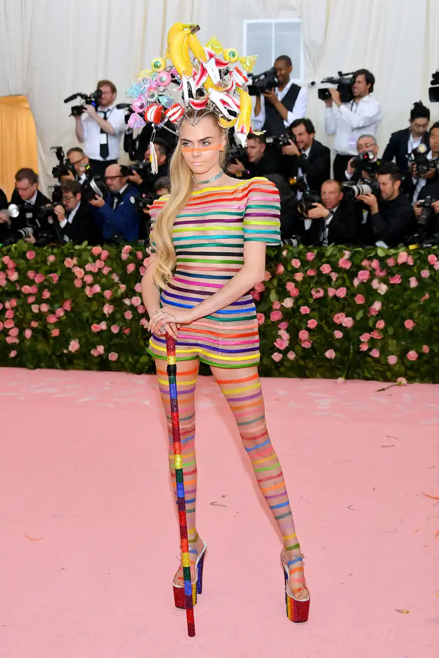 Cara Delevingne met gala 2019