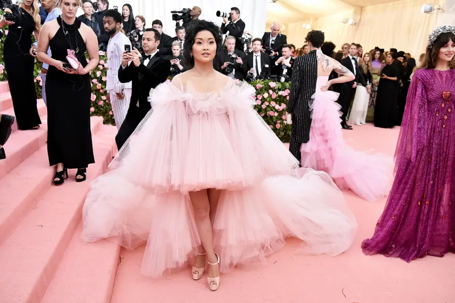 Lana Condor met gala 2019