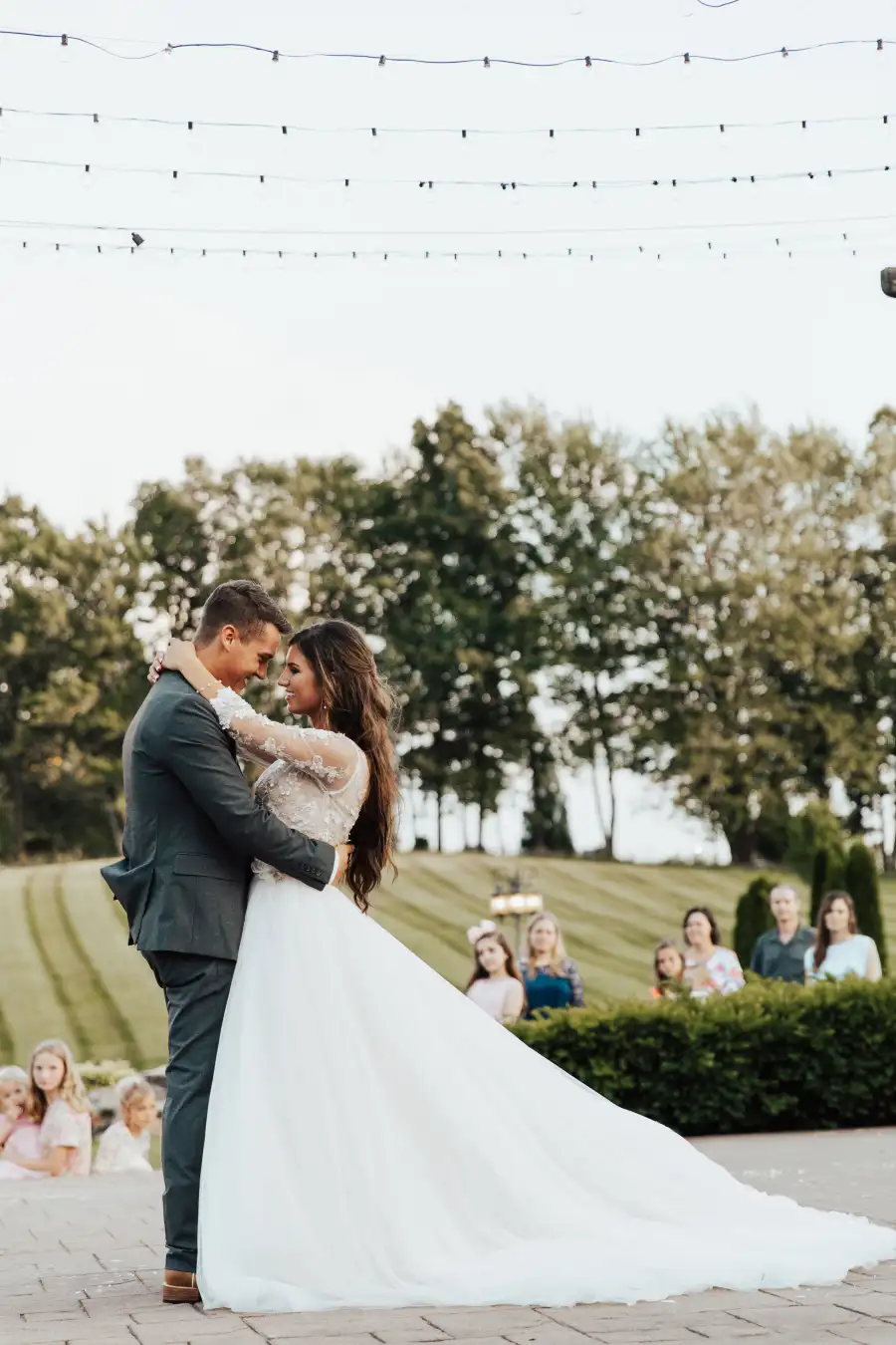 ‘Bringing Up Bates’ Star Carlin Bates Marries Evan Stewart Wedding