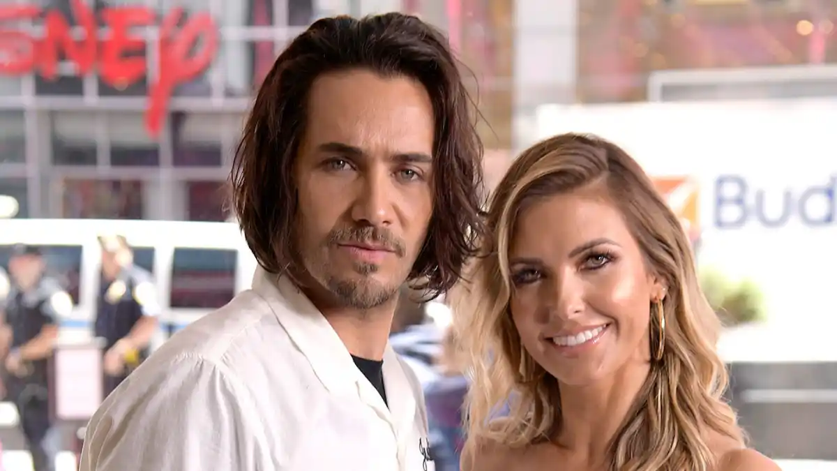 Audrina-Patridge-Flirts-With-Justin-Bobby-Brescia-To-Help-Get-Through-Her-Divorce-Flower-Dress Black Studd Belt