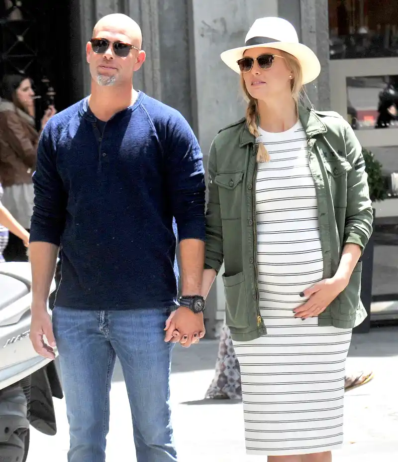 Bar-Refaeli-Is-Pregnant-Adi-Ezra-2016