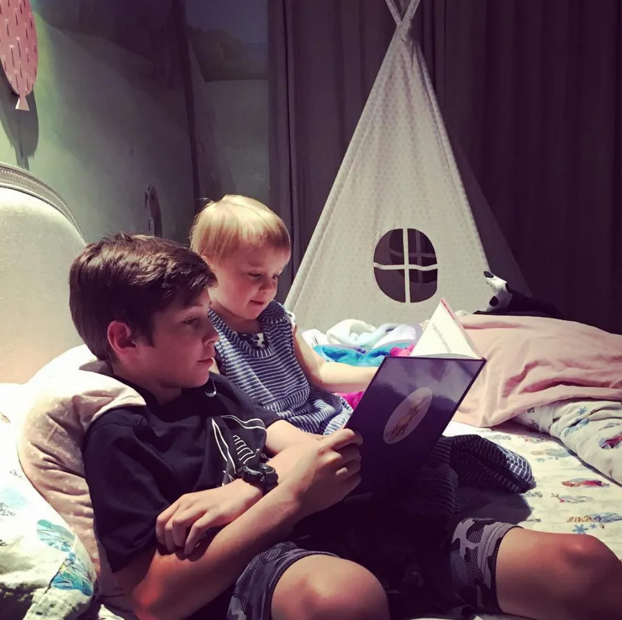 Big-Brother-kelly-clarkson