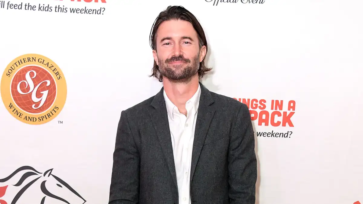 Brandon Jenner Wearing A White Shirt and Jacket