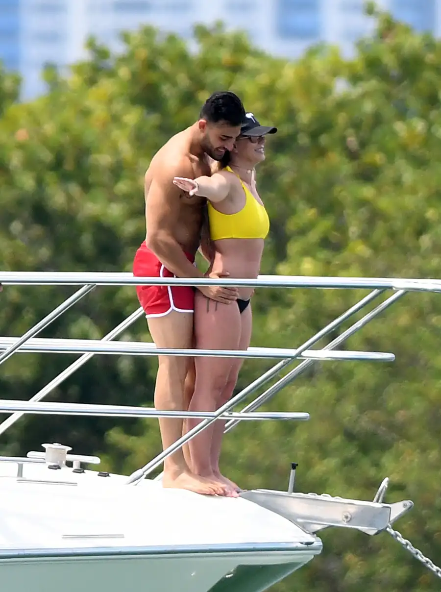 Britney Spears and Sam Asghari Recreate Titanic