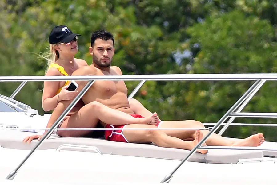 Britney Spears and Sam Asghari Recreate Titanic