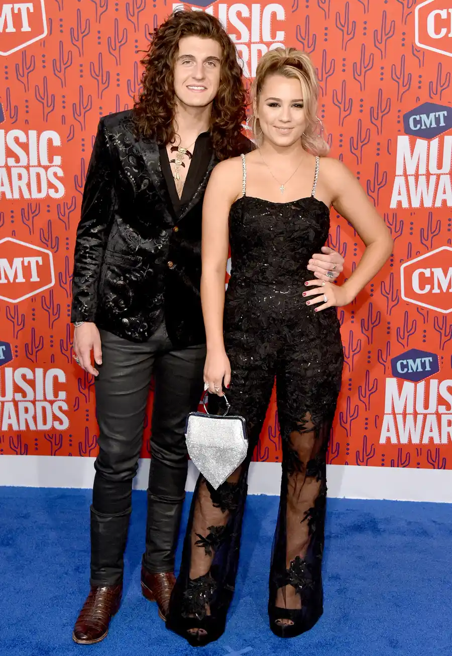 Cade-Foehner-and-Gabby-Barrett-CMT-awards-2019