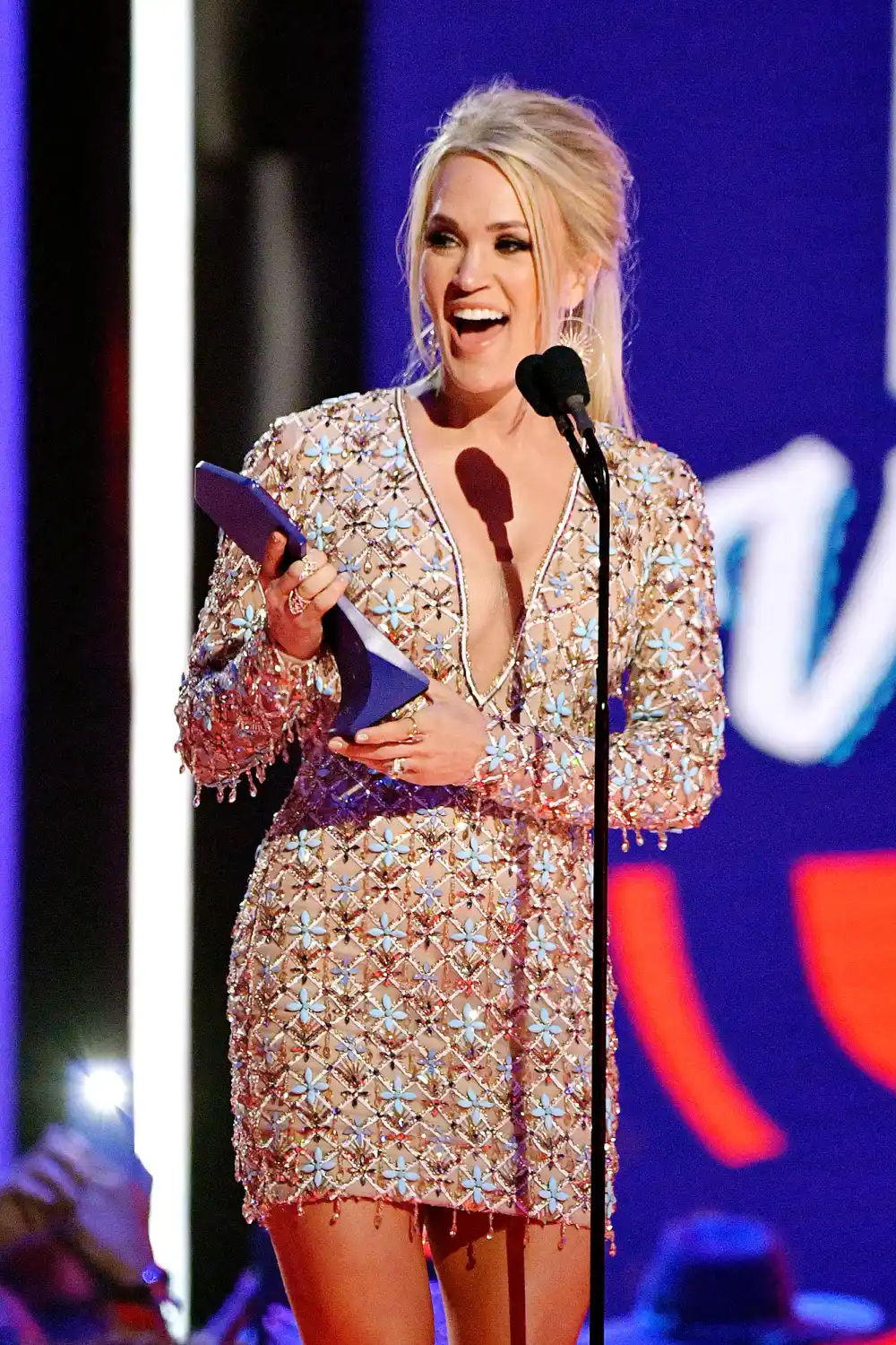 Carrie Underwood Makes History CMT Awards 2019
