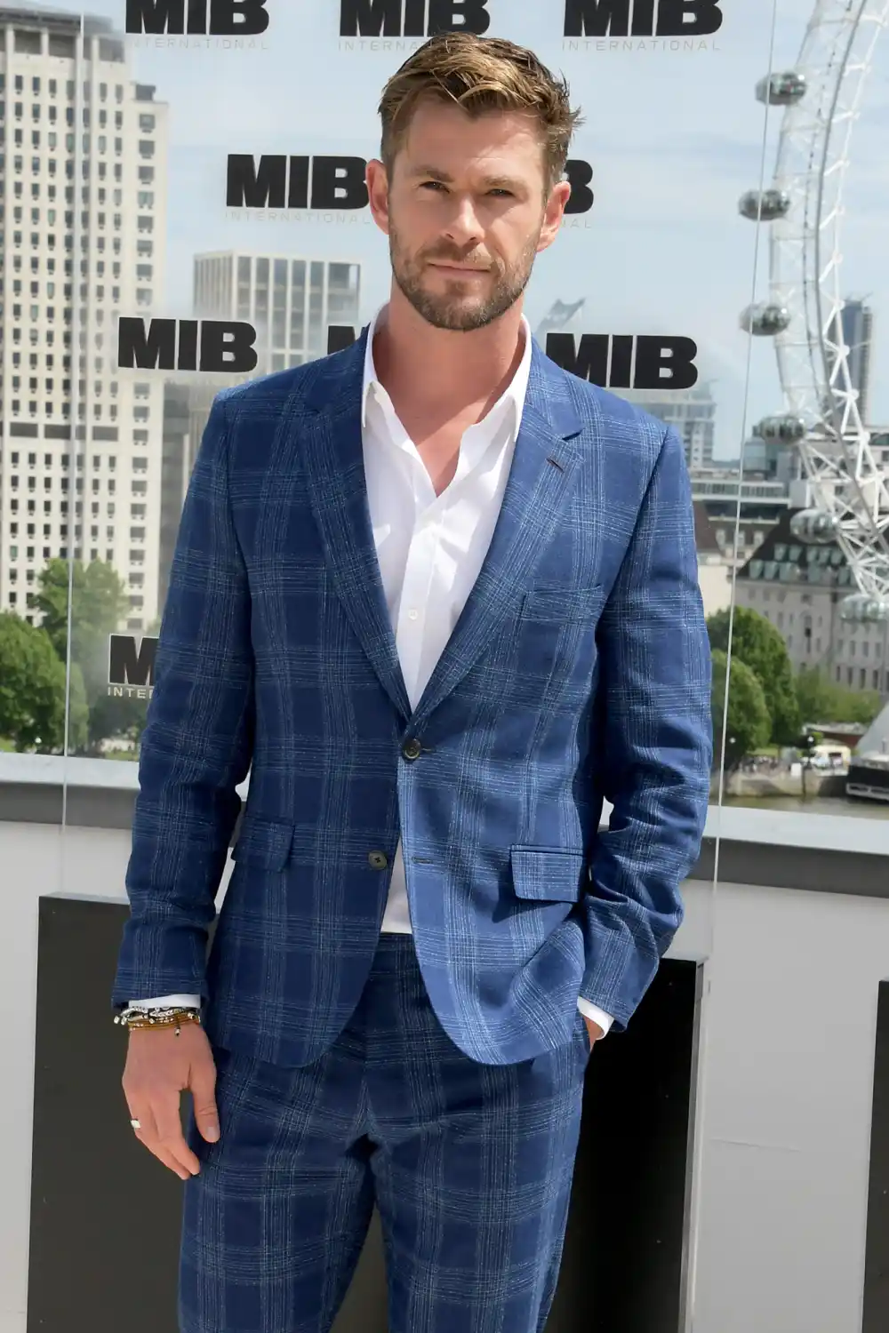 Chris Hemsworth Taking Break From Acting To Be With Kids