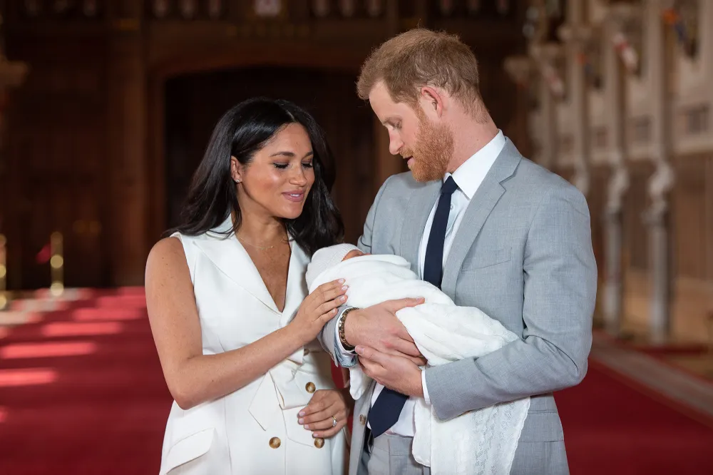 Duchess Meghan&rsquo;s Life &lsquo;Revolves Around&rsquo; Her and Prince Harry&rsquo;s Son Archie