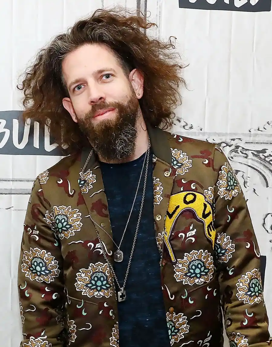 Elan Gale Bachelor Nation Reacts Raven Gates Adam Gottschalk Engagement