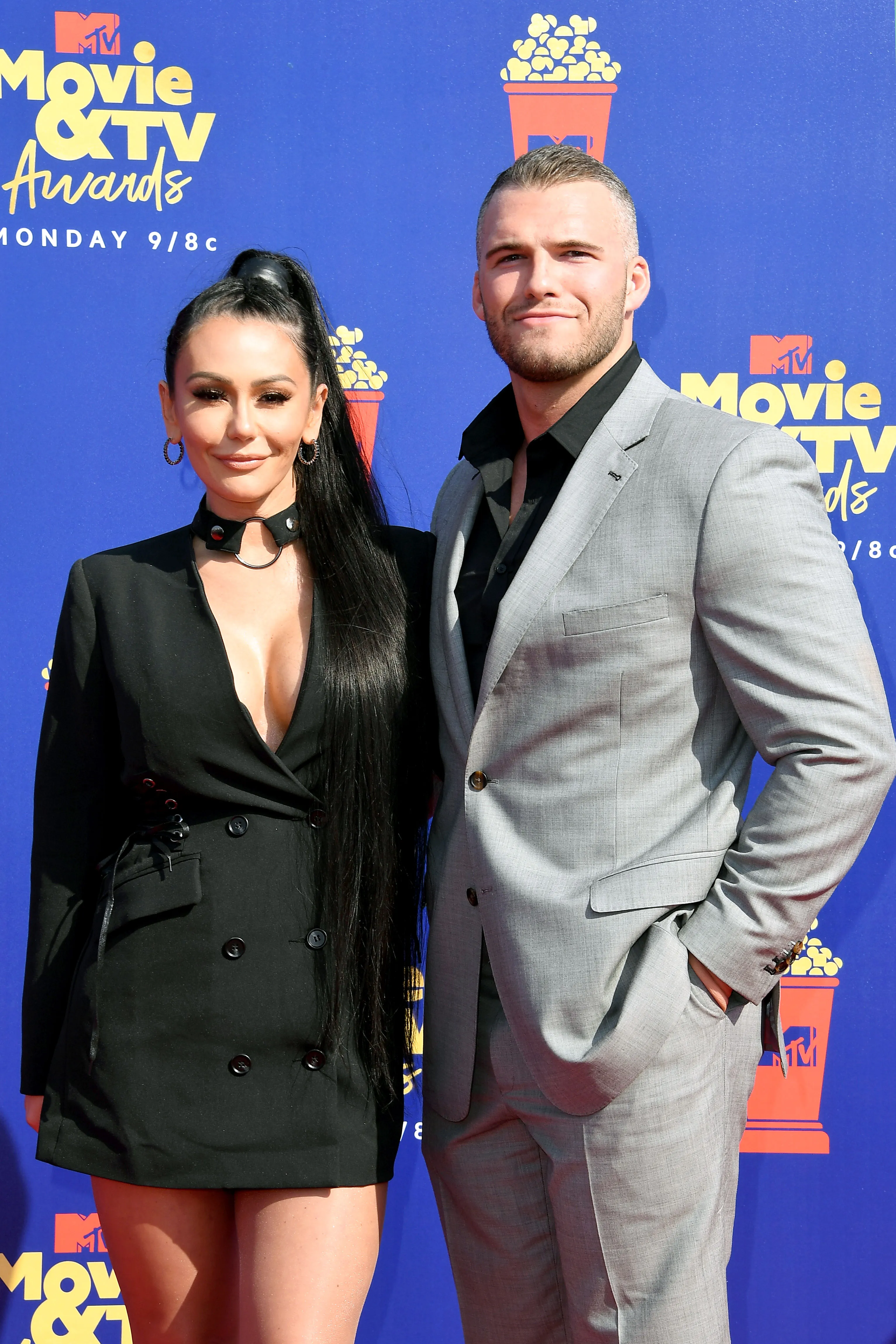 JWoww and BF Zac Make MTV Red Carpet Debut at Movie Awards Jenni Farley and Zack Clayton Carpinello