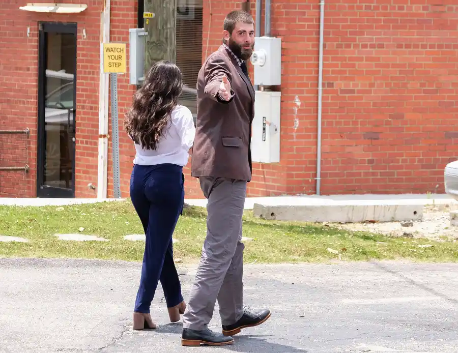 Jenelle-Evans-Barbara-argue-outside-custody-hearing