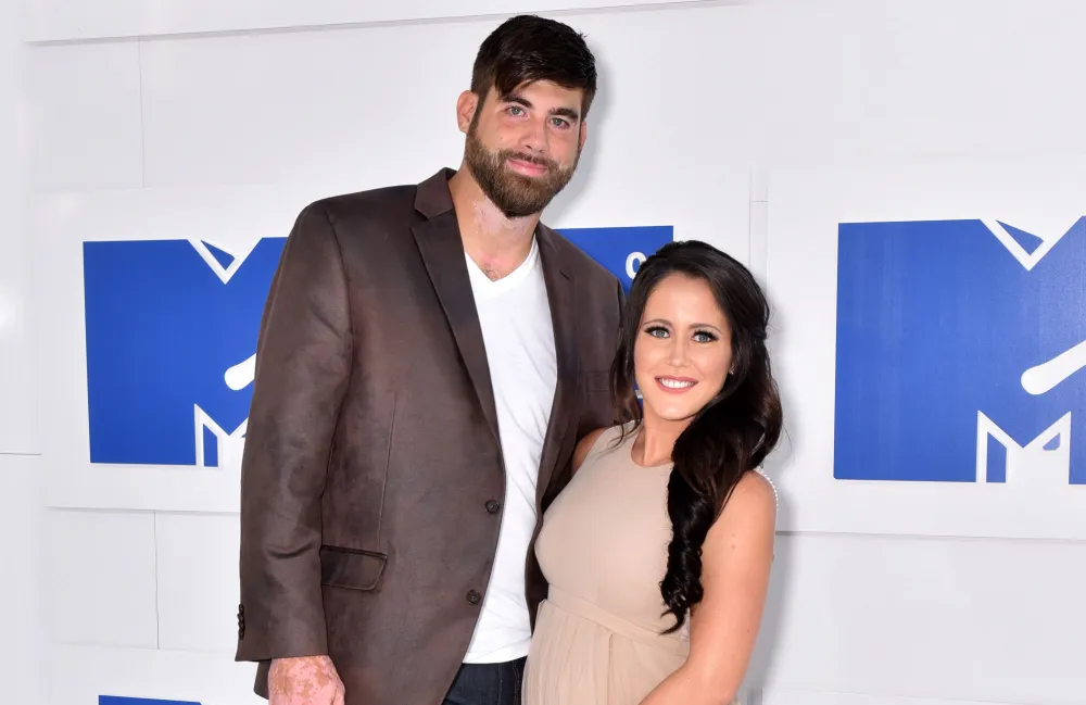 Jenelle Evans Posts Throwback Photo of Husband David Kissing Daughter Ensley After Losing Custody