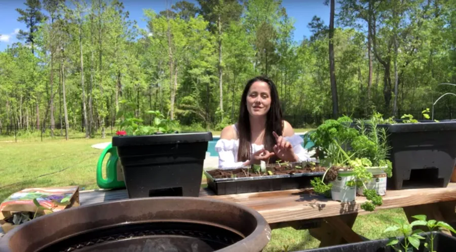 Jenelle Evans Posts Video of David Eason, Kids on Her Farm With Dog Nugget Amid Custody Battle
