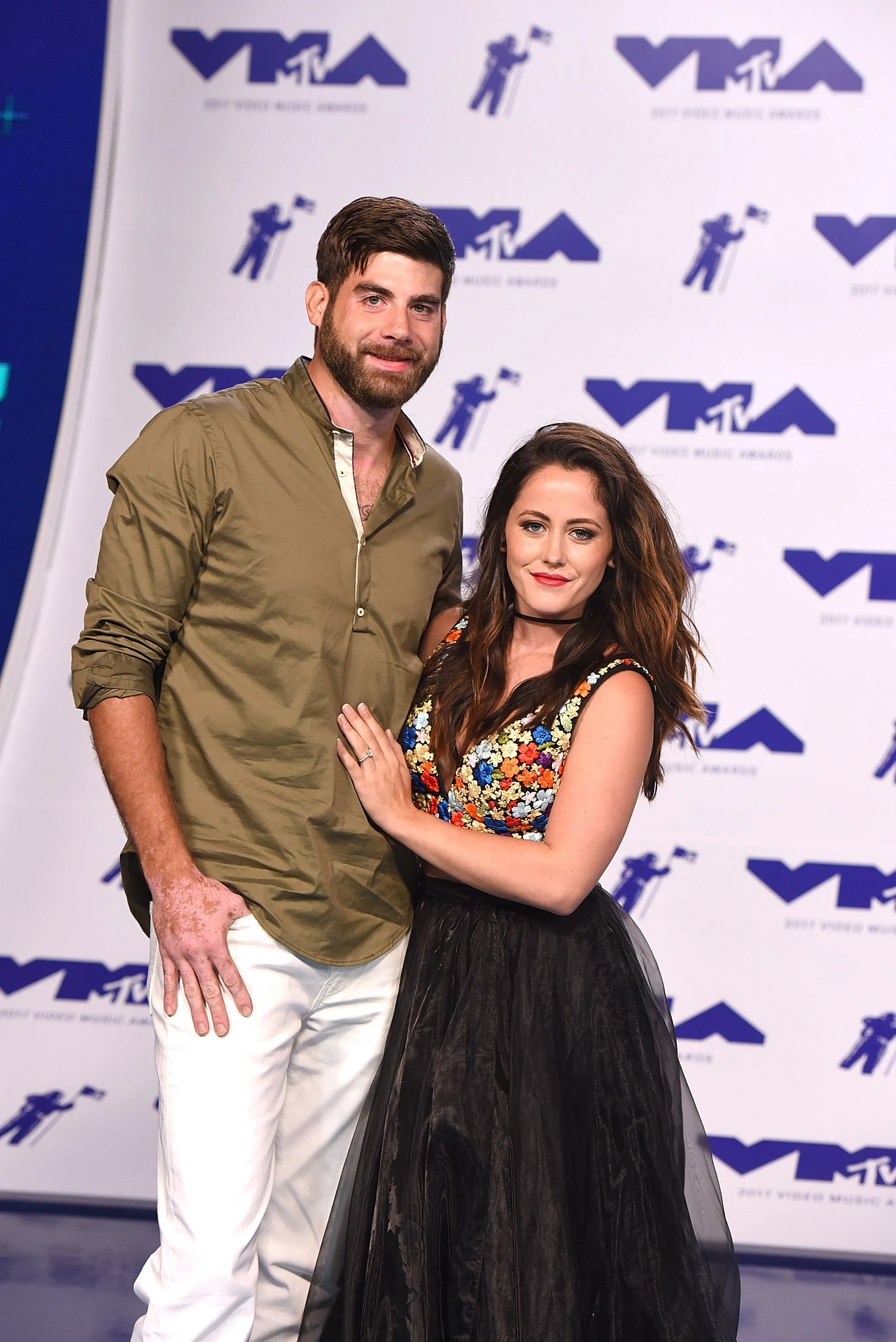 Jenelle Evans Posts Video of David Eason, Kids on Her Farm With Dog Nugget Amid Custody Battle