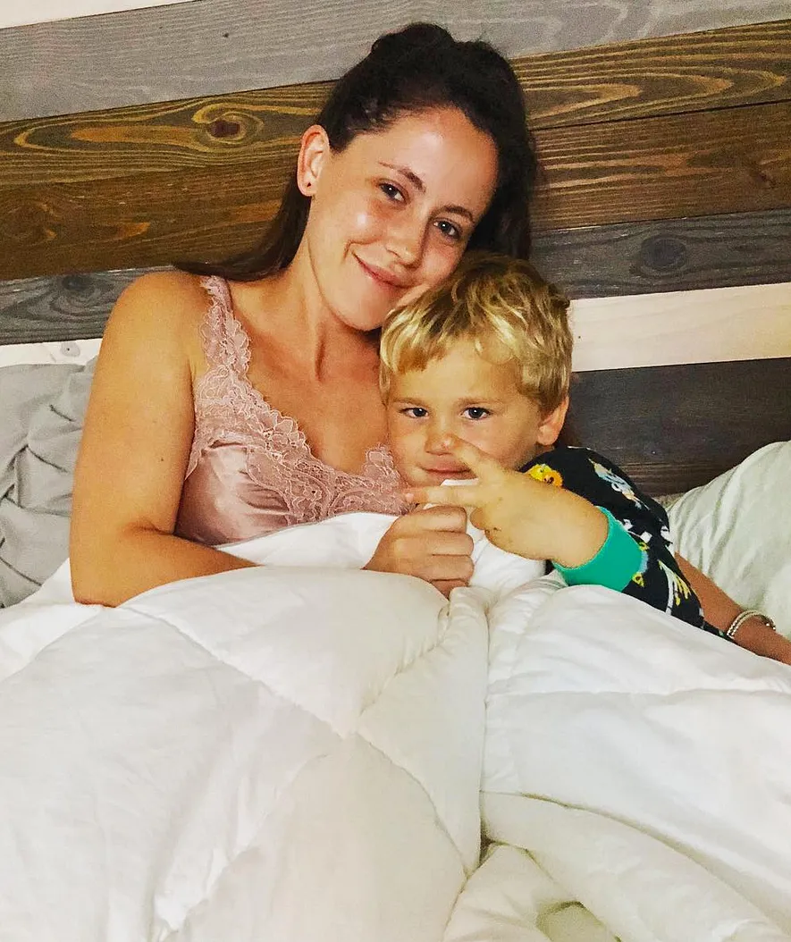 Jenelle-Evans-Son-Kaiser-Gives-Gift