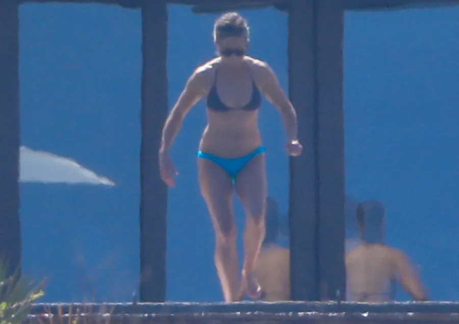Jennifer Aniston Bikini 2019