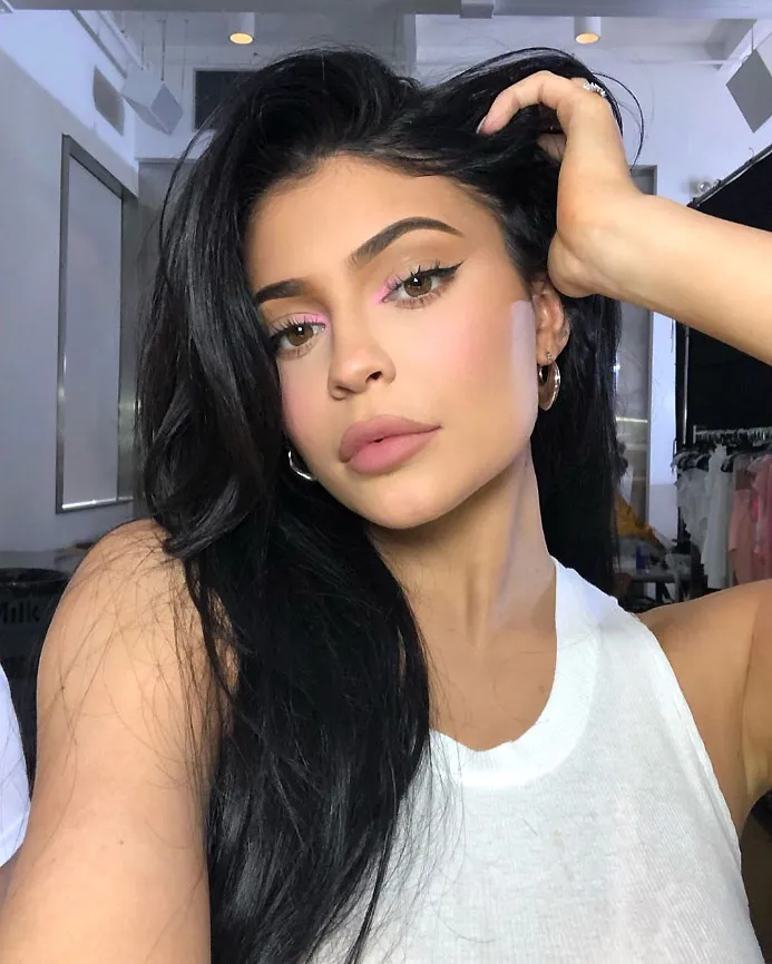 Kylie Jenner Kylie Skin Summer Food Truck Is Coming