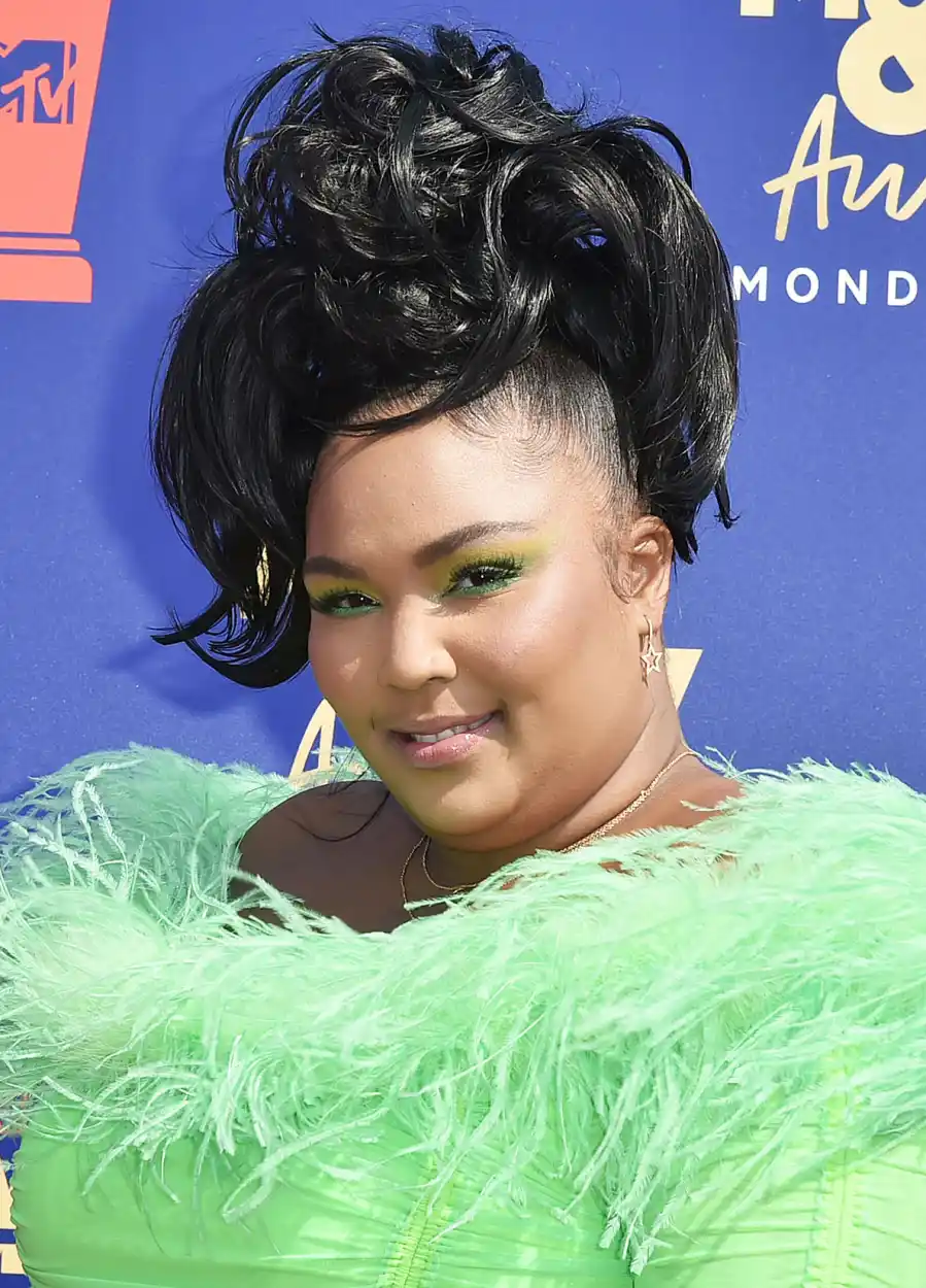 Lizzo Daring Green Cateye MTV Movie & TV Awards June 15