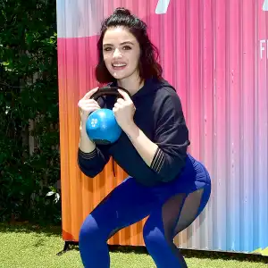 Lucy-Hale-fitness-workout