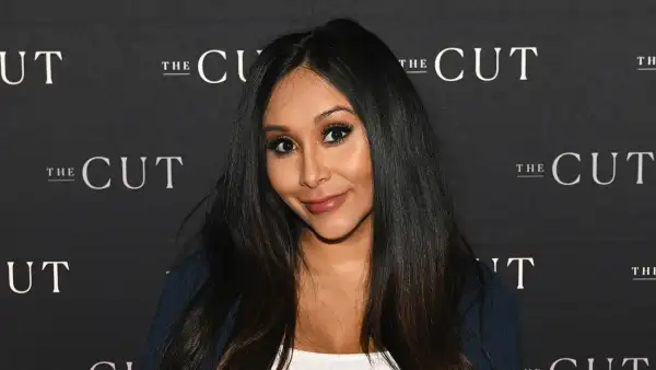Nicole Snooki Polizzi Postpartum Selfie Birth