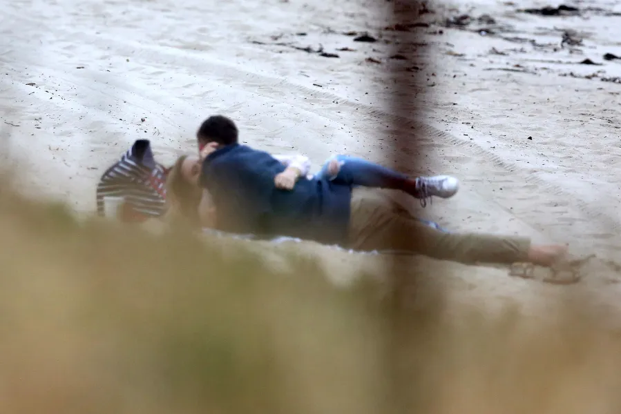 Reese Witherspoon’s Daughter Ava Phillippe, 19, Spotted Kissing New Man on Beach