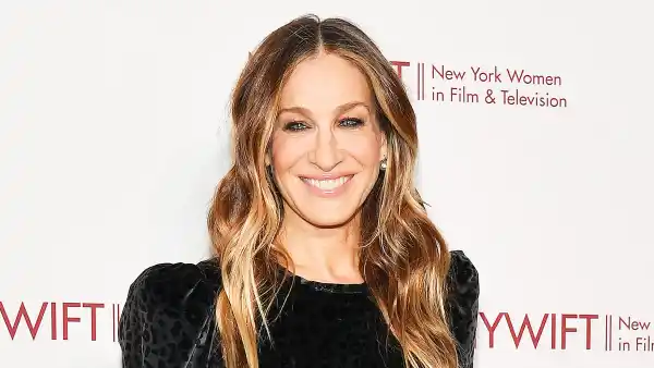 Sarah Jessica Parker Black Animal Print Dress December 13, 2018