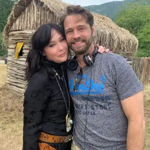 Shannen Doherty Jason Priestley Reunite 90210