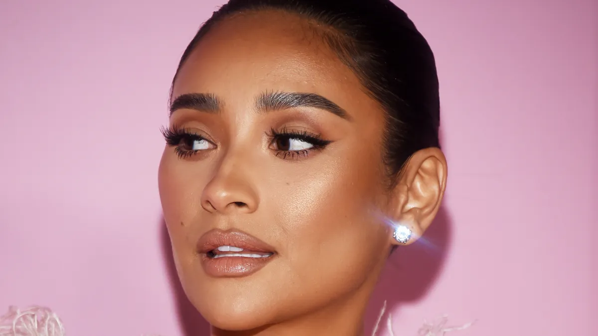 Shay Mitchell