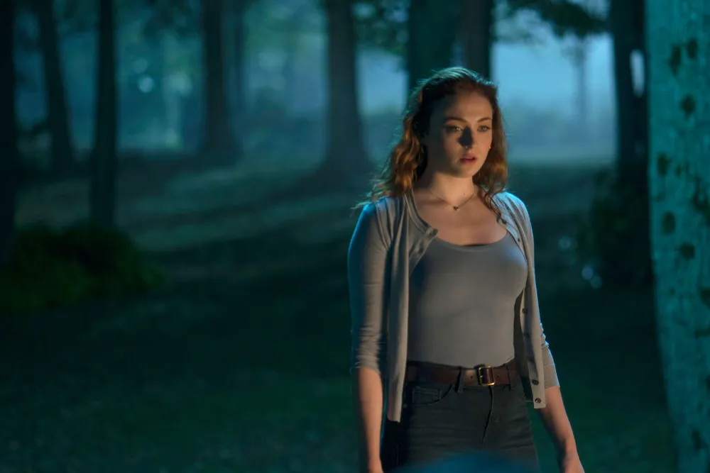 Sophie Turner Study Mental Illness for Dark Phoenix