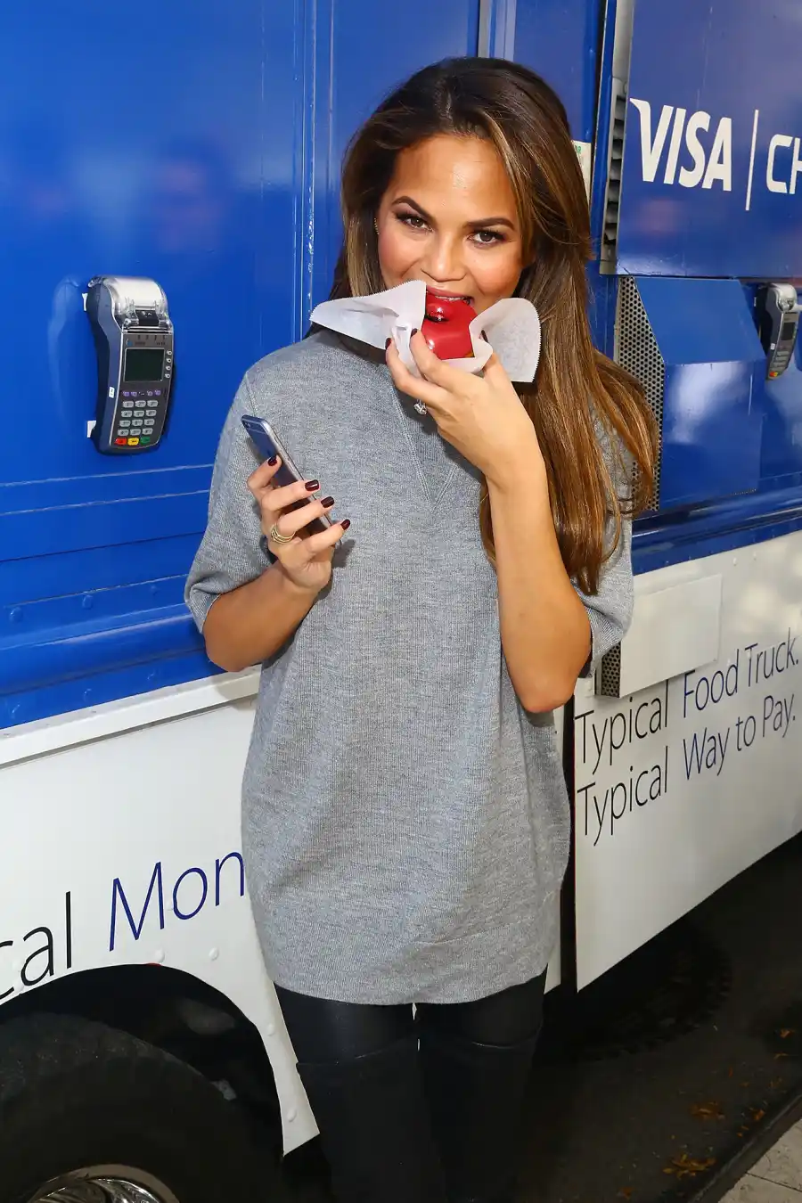 Stars Downing Doughnuts Chrissy Teigen