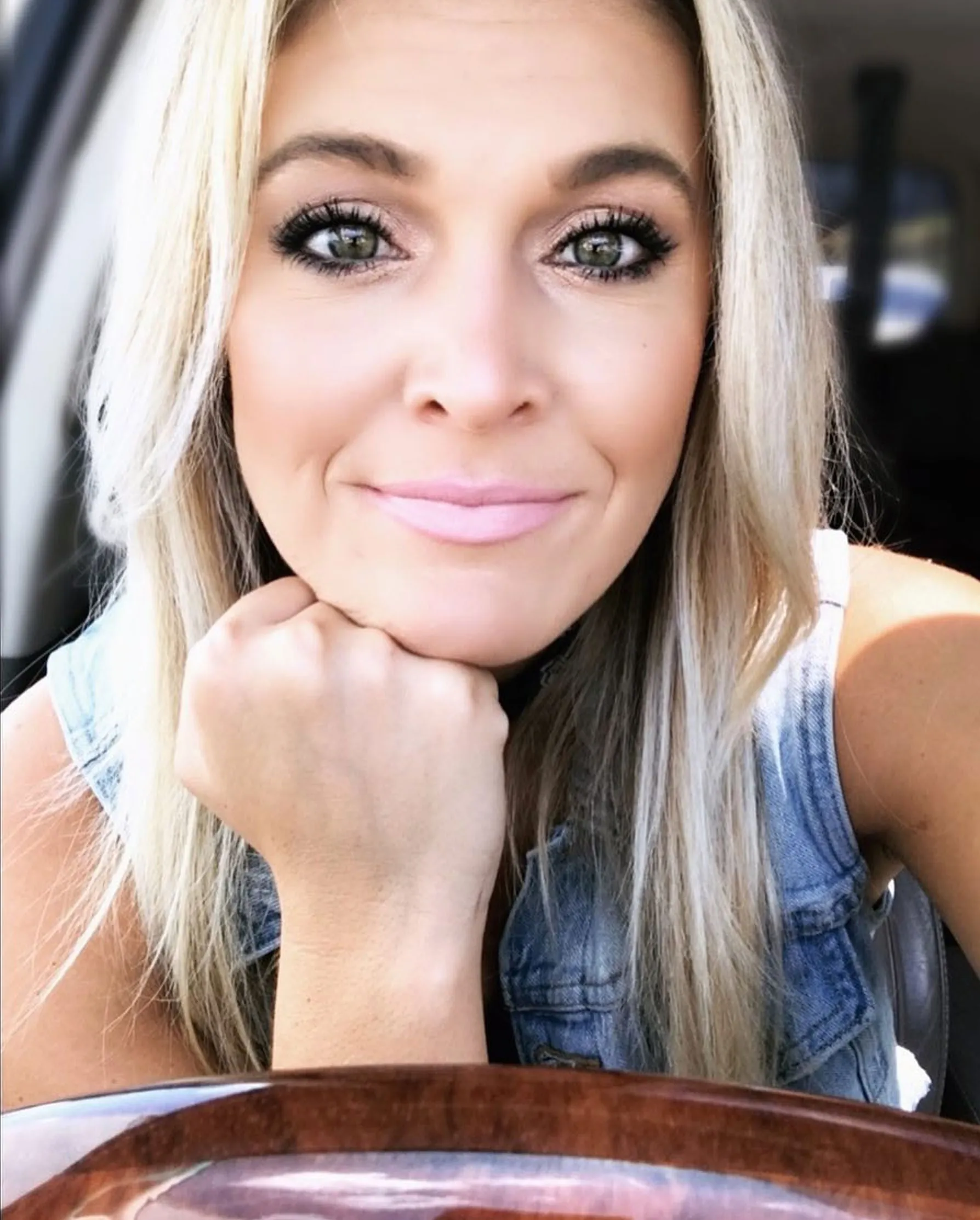 Bachelorette’ Frontrunner Jed Wyatt’s Ex Haley Stevens Breaks Down After Learning He Allegedly Cheated