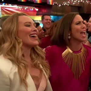 Younger Cast Sings 9 to 5