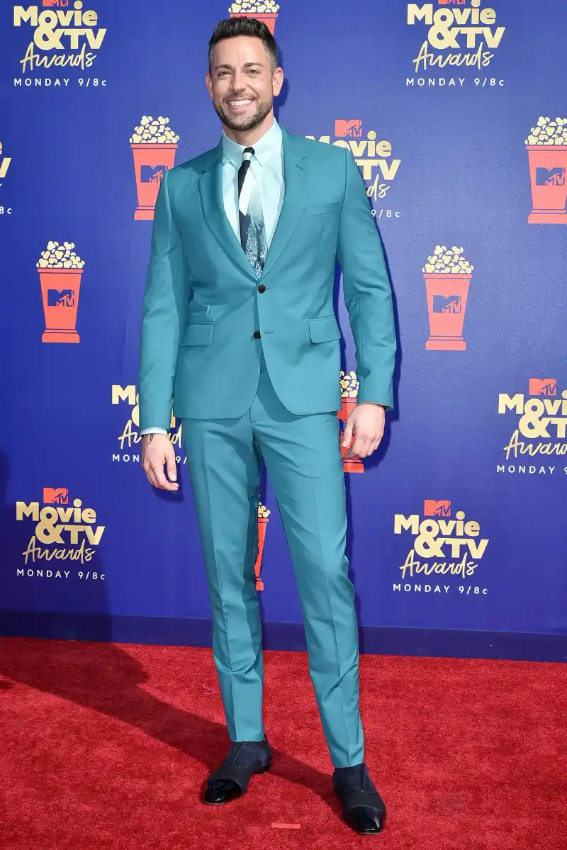 Zachary Levi Teal Suit Beard MTV Move and TV Awards 2019