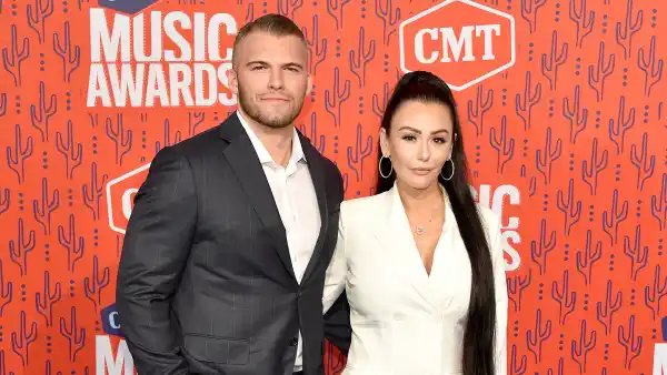 Zack-Clayton-Carpinello-and-JWoww-CMT-Awards-2019