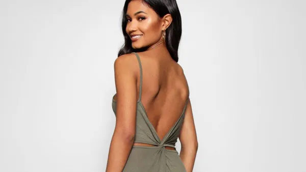 boohoo dress back