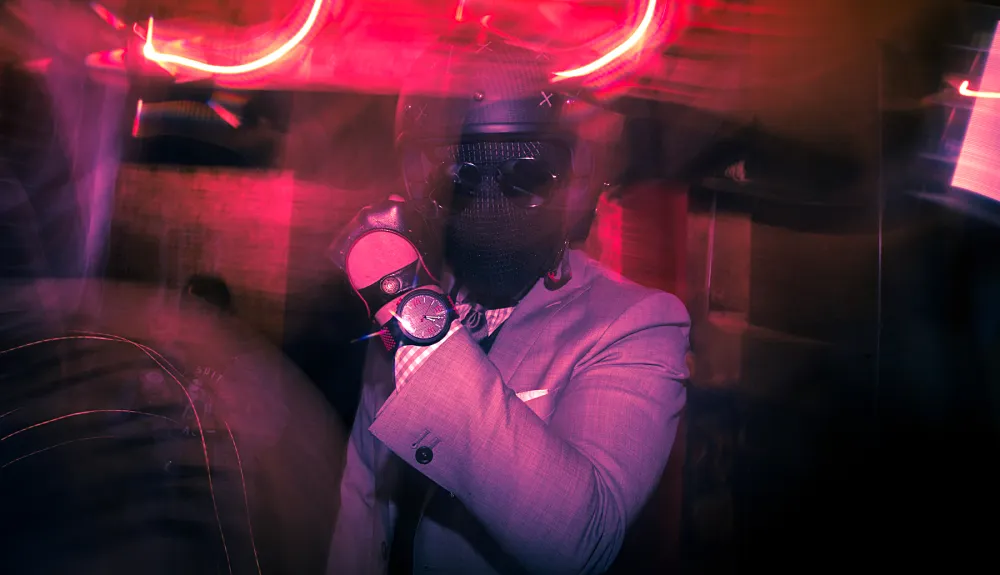 The Suited Racer Online VIP