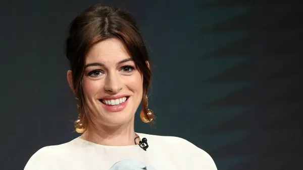 Anne Hathaway Says She Has 'Baby Brain'