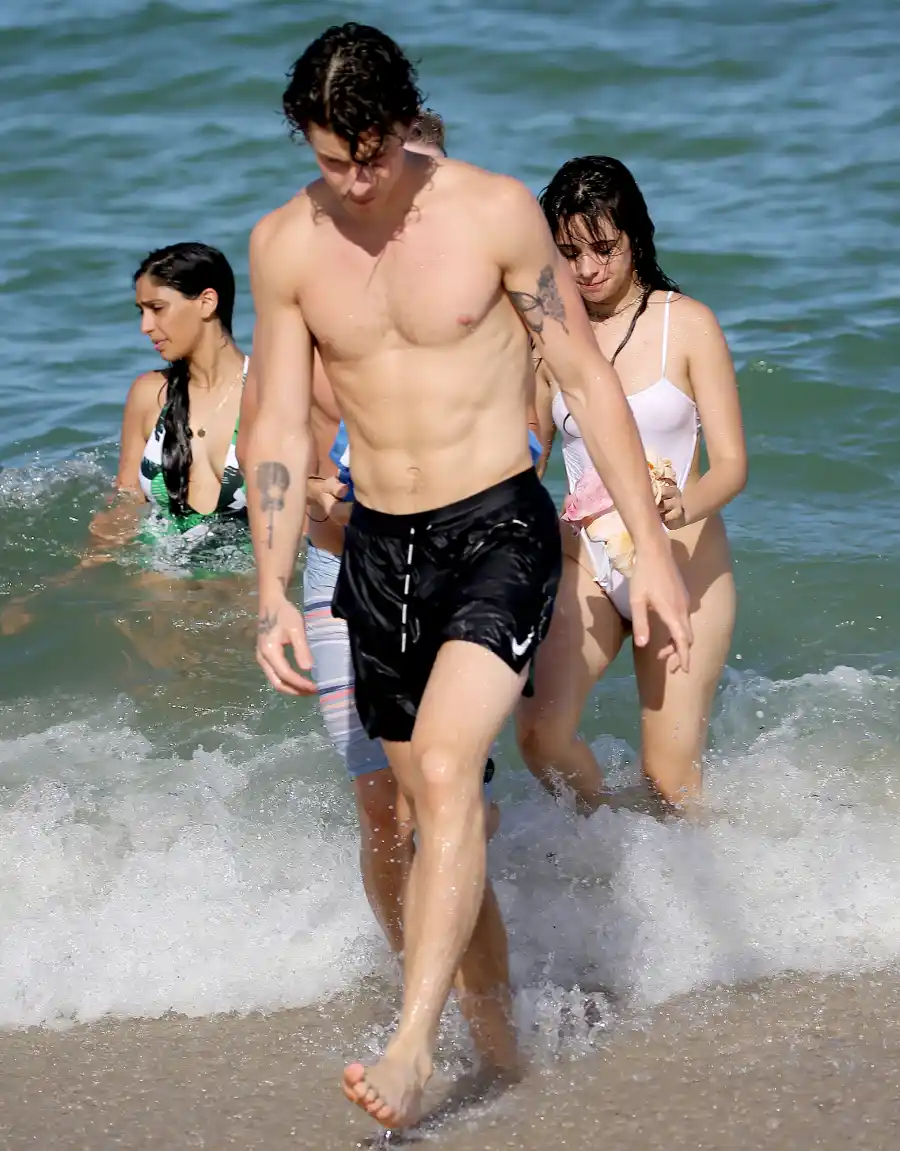 Camila-Cabello-Shawn-Mendes-kissing-Ocean-Pool-Miami