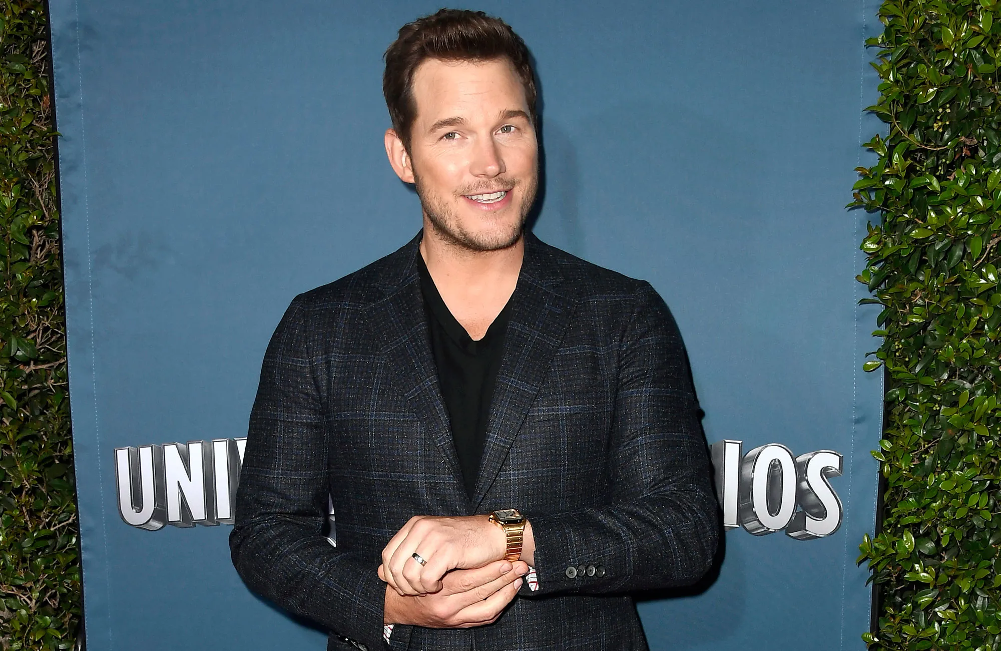 Chris Pratt Hopes to Get ‘Cool Dad Points’ With Son Jack, 6, With ‘Jurassic Park’ Ride