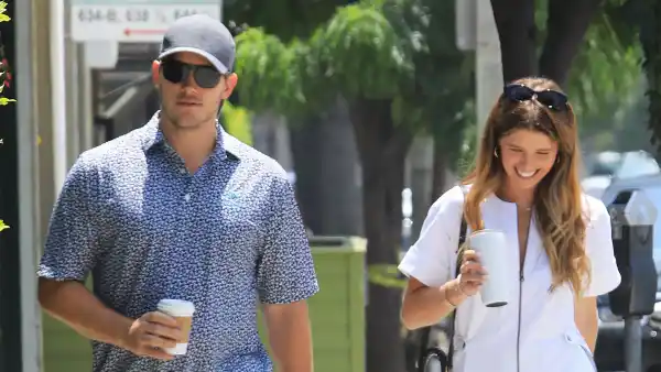 Chris-Pratt-and-Wife-Katherine-Schwarzenegger