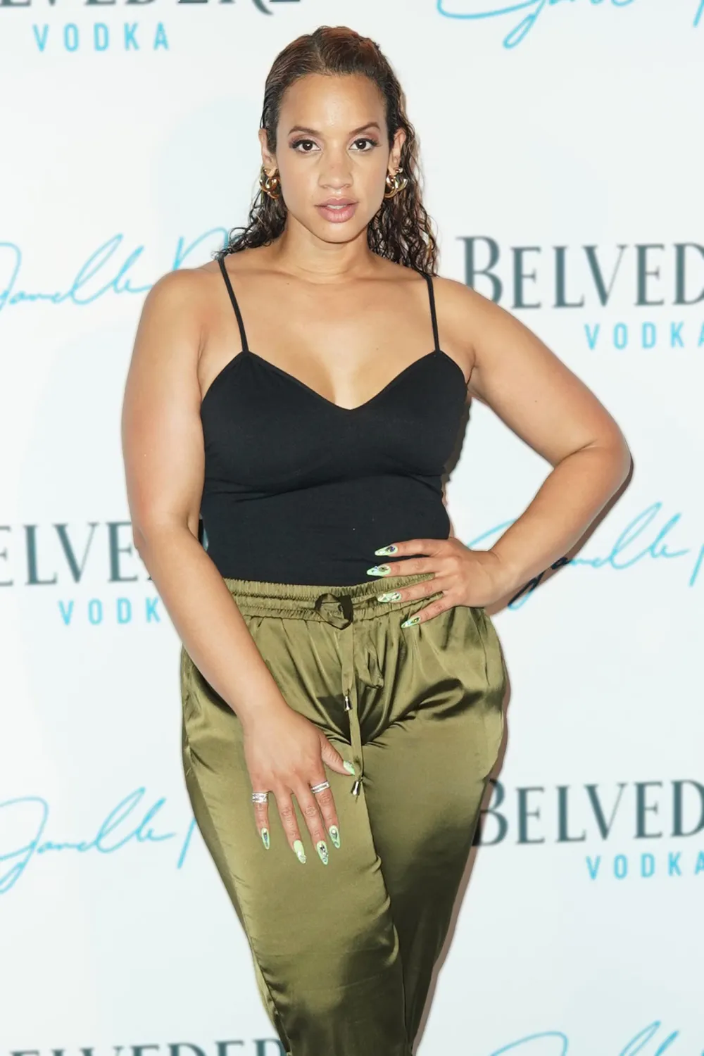 Dascha Polanco: What's in My Bag