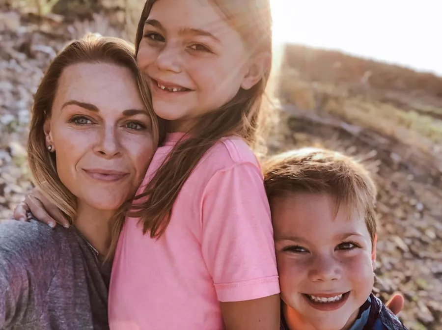 Granger Smith Amber Selfie Kids