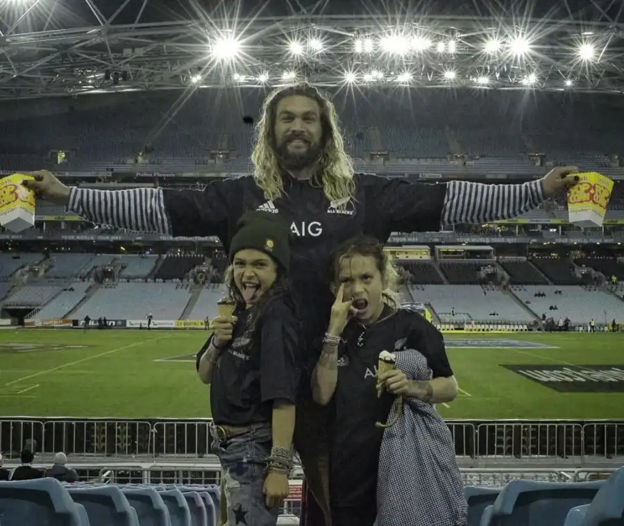 Jason-Momoa-and-Lola-and-Nakoa-Fatherhood-two-youngest